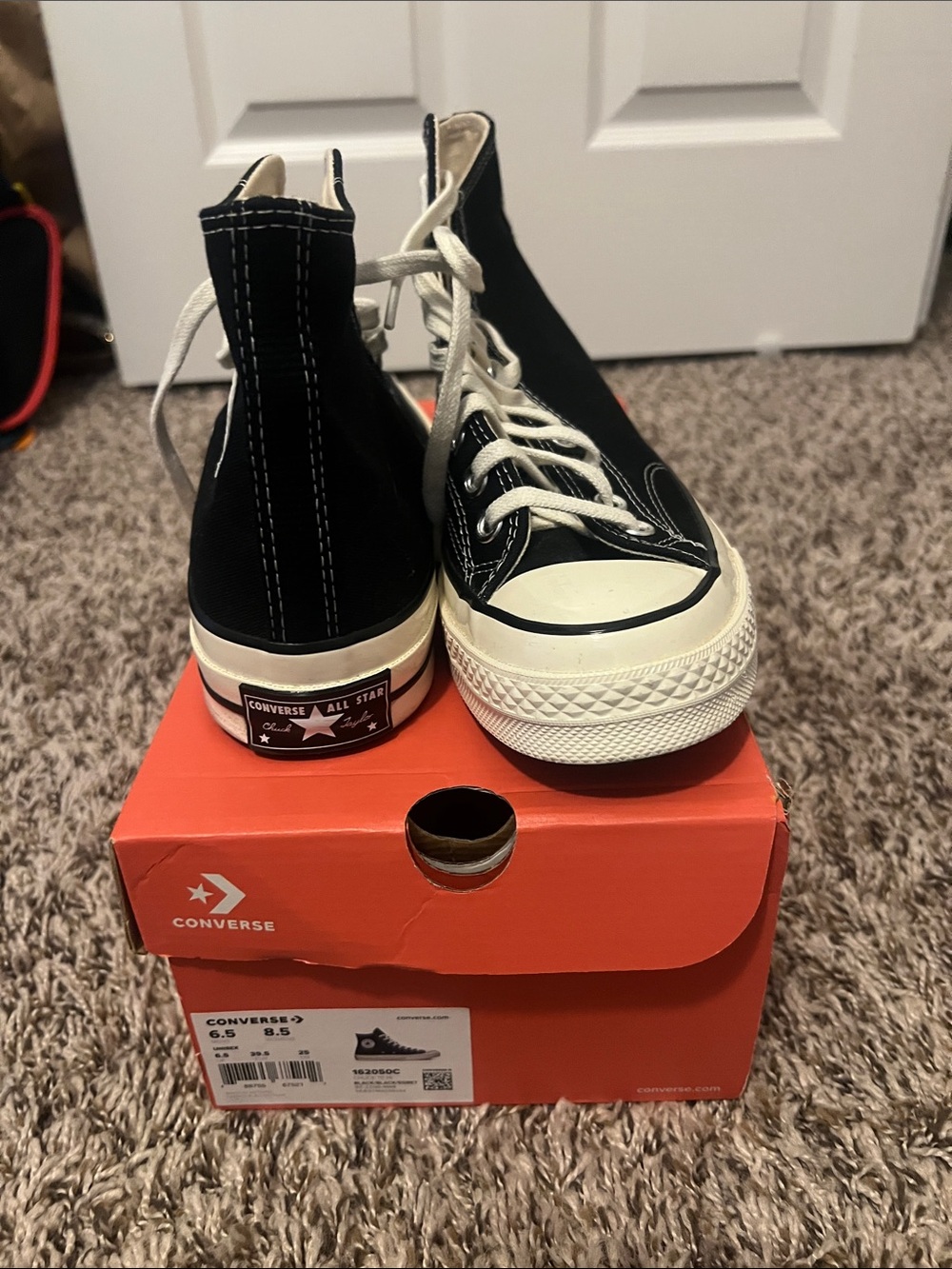 Chuck Talor, Converse women’s' Black High-Top Canvas Sneakers - Classic All Star